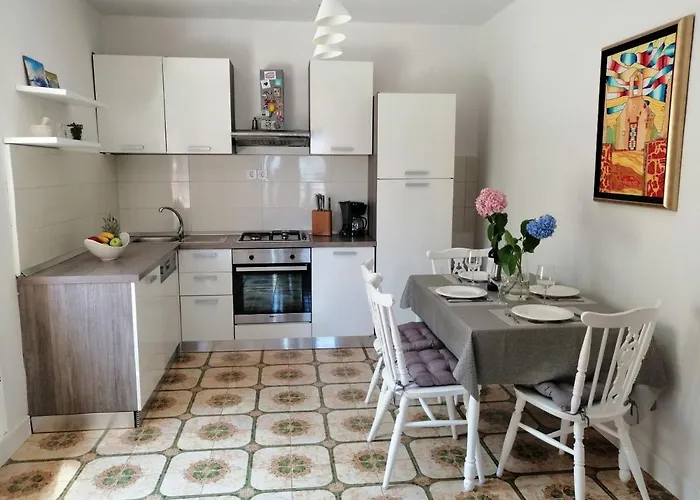 Amazing View Apartament Jelsa (Hvar)